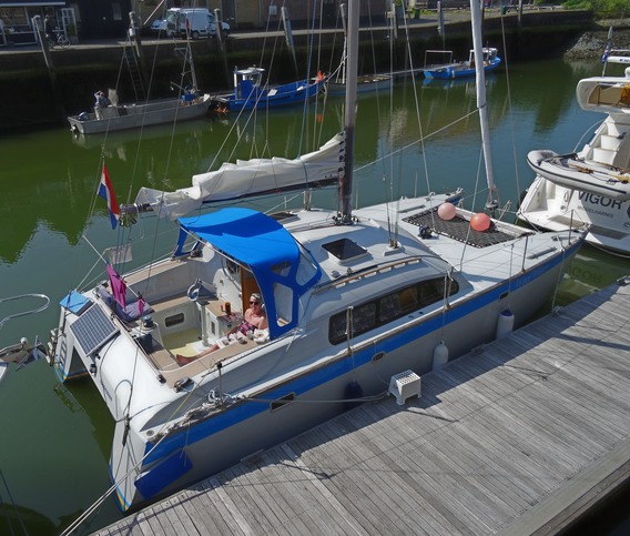 comanche 32 catamaran for sale